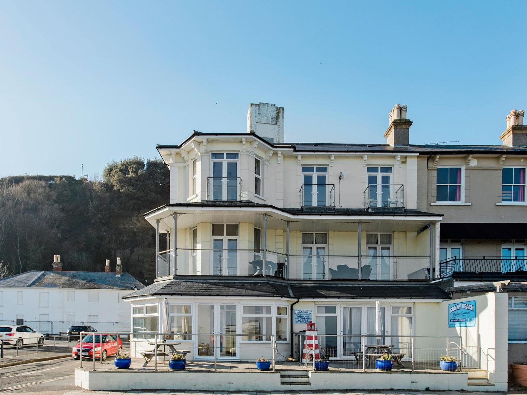 Sunny Beach Apartments Shanklin Zewnętrze zdjęcie
